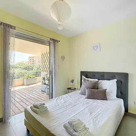 Elegant Design With Balcony And Pool * Porto-Vecchio (Corsica)
