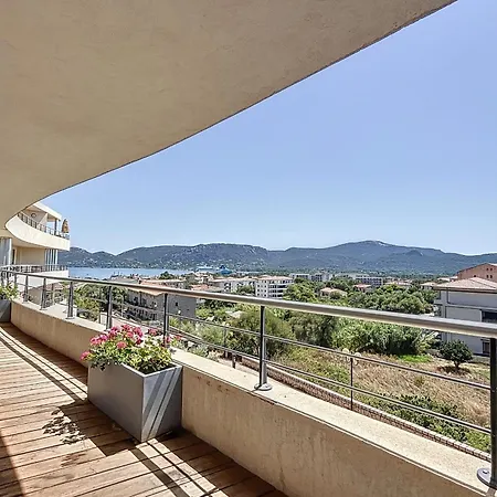 Apartment Elegant Design Apt With Balcony And Pool