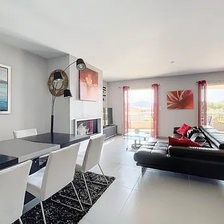 Appartement Elegant Design With Balcony And Pool Porto-Vecchio (Corsica)